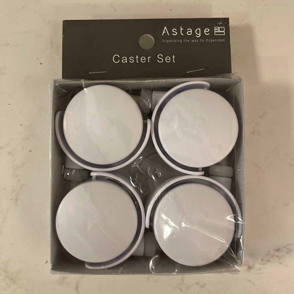 Caster set